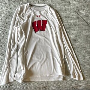Wisconsin Badgers Long Sleeve Under Armour Shirt - Size Large